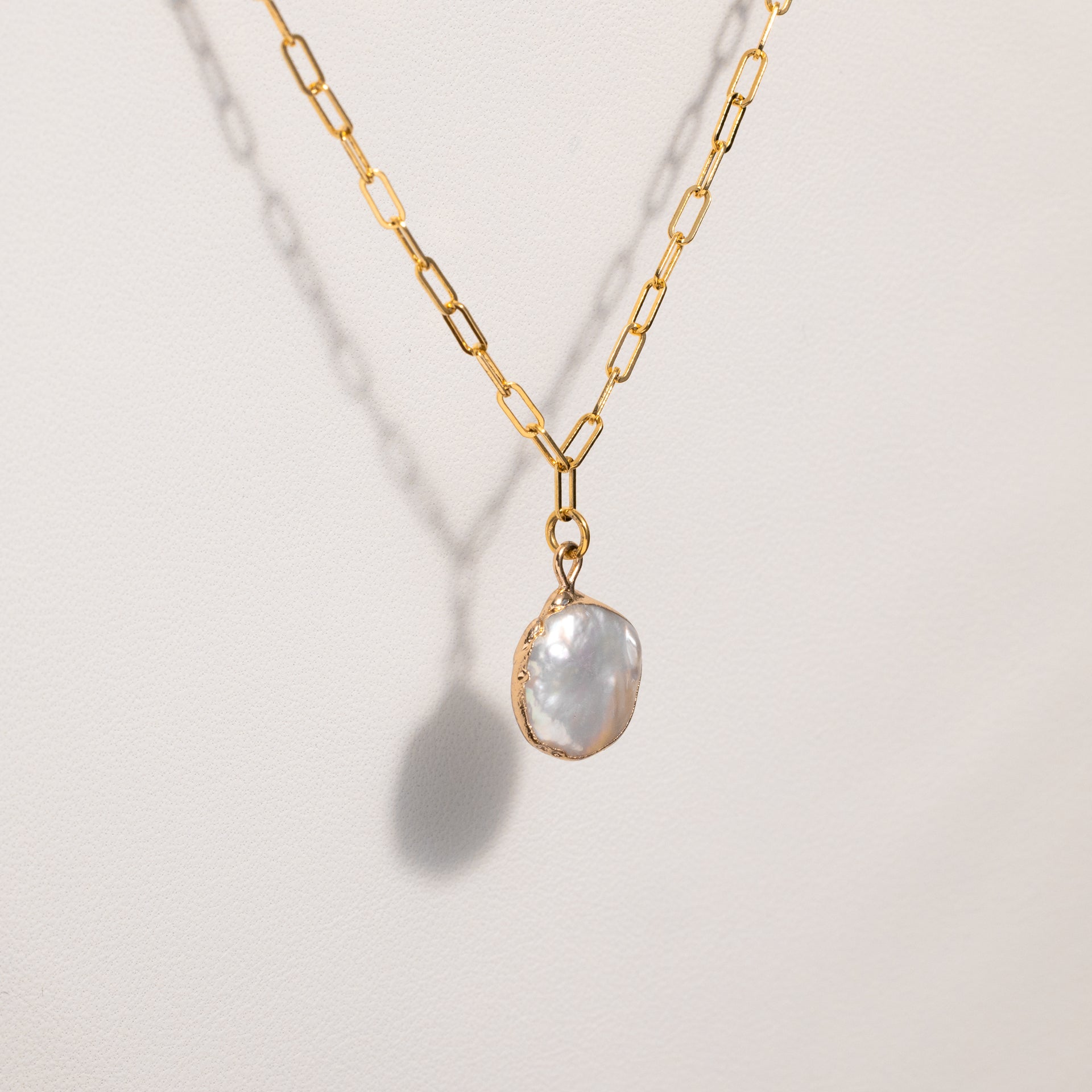 18K Gold Dipped Paperclip Chain Necklace with Freshwater Pearl Charm Pendant