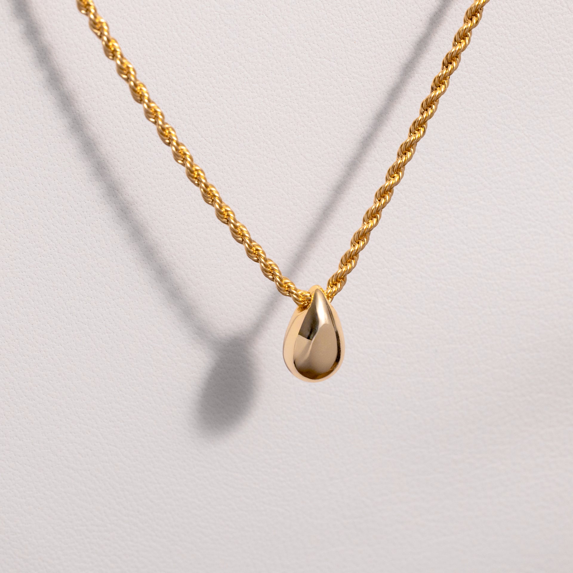 18K Gold Dipped Rope Chain Necklace with Teardrop Pendant